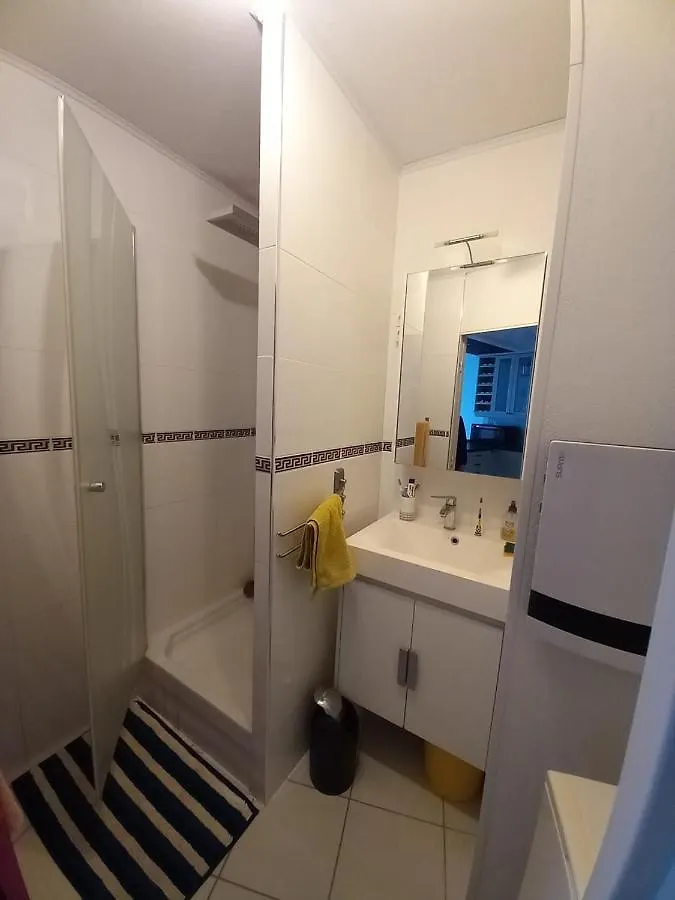 Appartement T2 cabine la londe les maures 200m plage